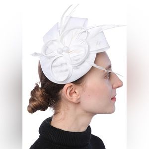 Fascinator Pill Box Hat 🤍